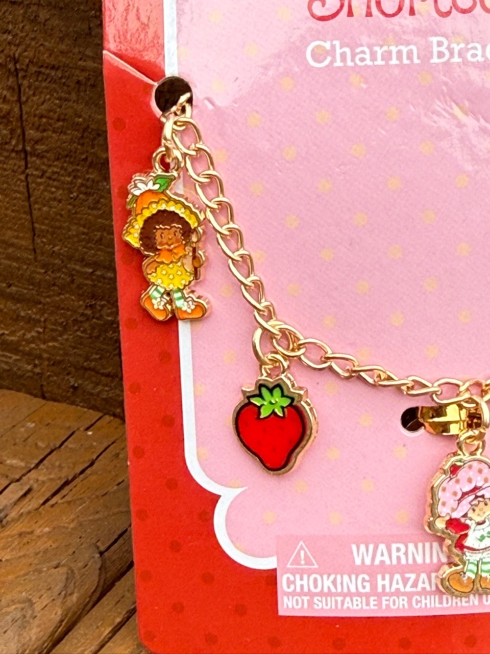 NWT Strawberry Shortcake Gold Charm Bracelet with Pink Enamel Charms - Picture 5 of 6